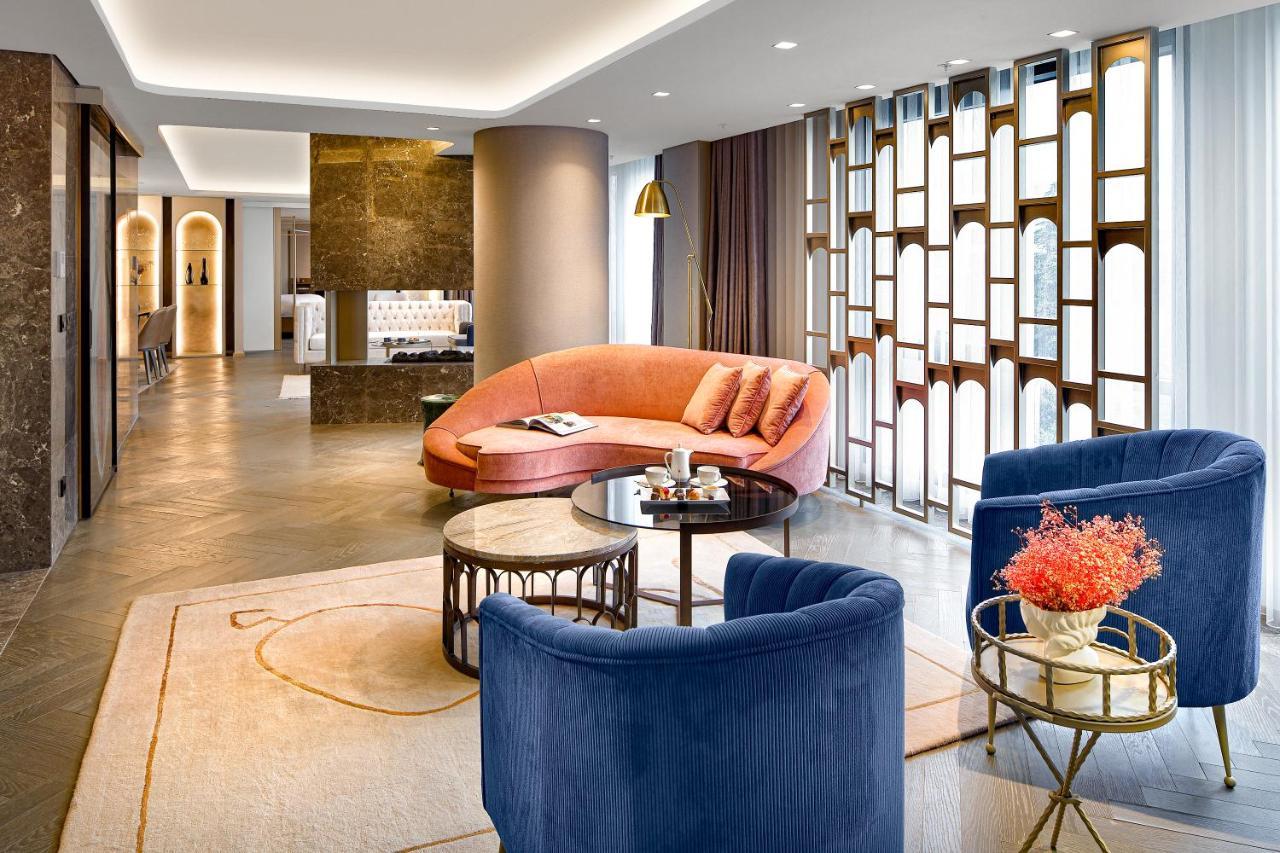 فندق Wanda Vista اسطنبول المظهر الخارجي الصورة The lounge at the 100 Queen's Gate