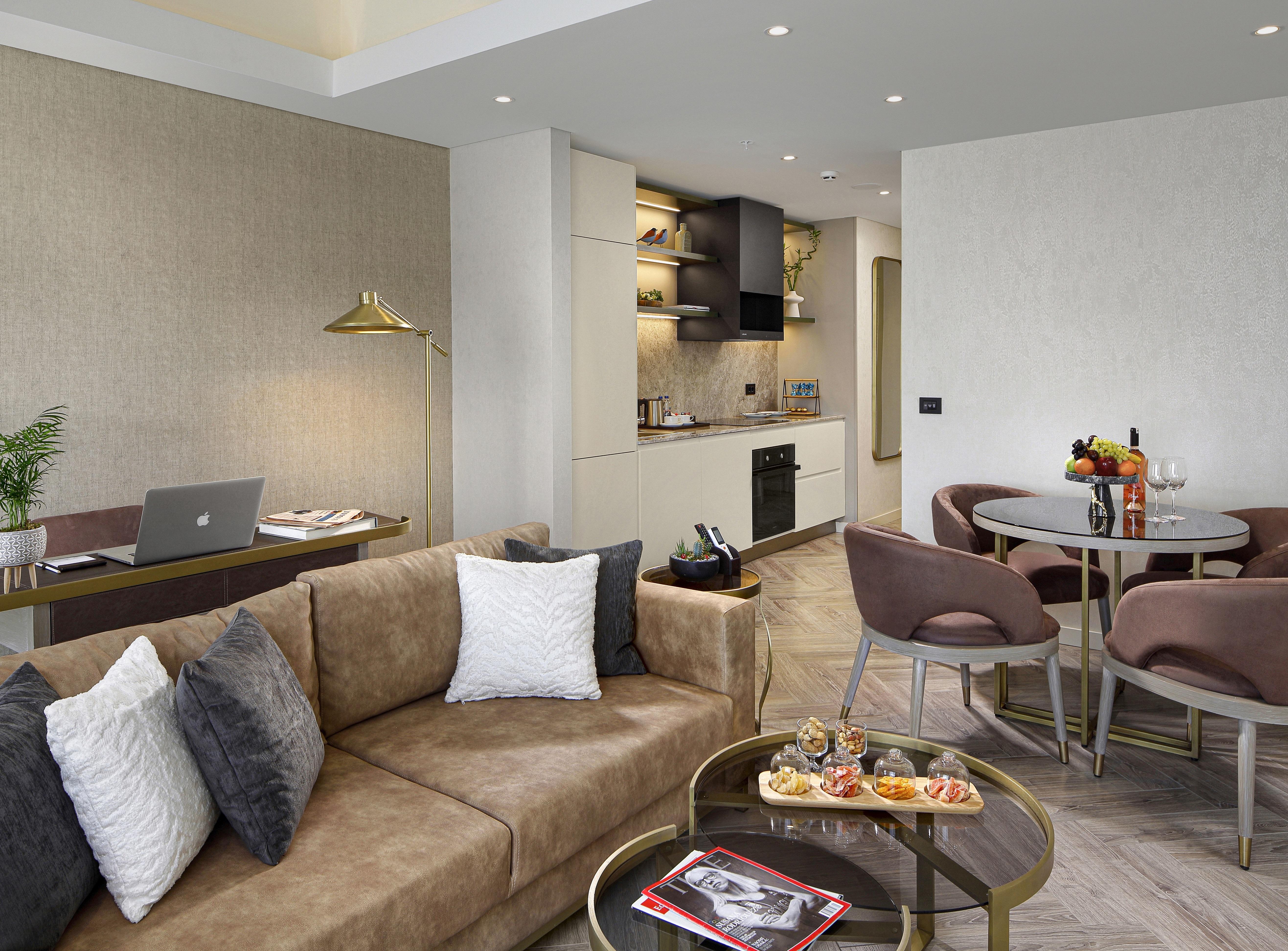 فندق Wanda Vista اسطنبول المظهر الخارجي الصورة A typical apartment at The Collective Old Oak