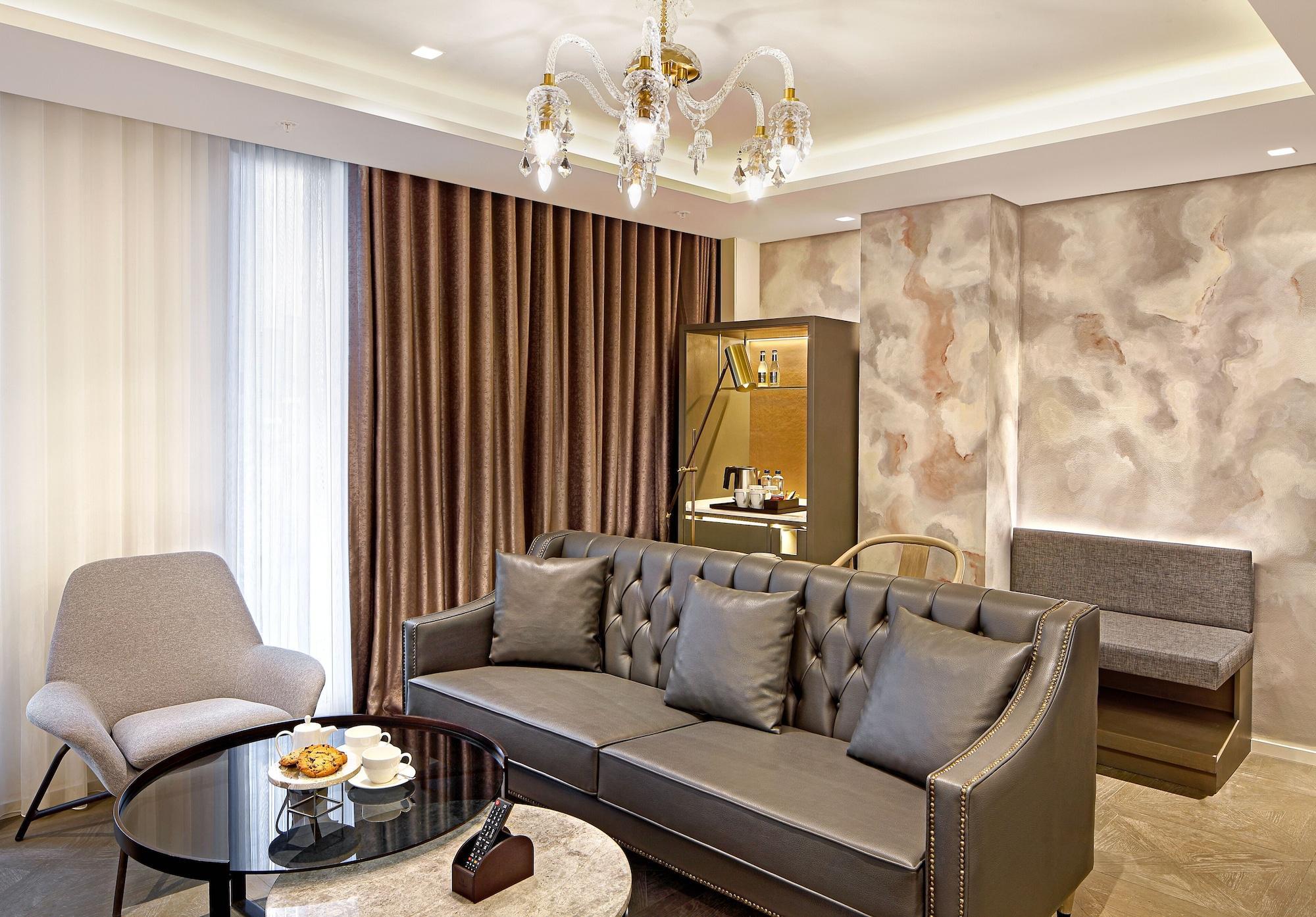 فندق Wanda Vista اسطنبول المظهر الخارجي الصورة A living room in a suite at the hotel